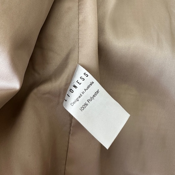 Lioness Box fit Blazer | sz S/M - Picture 2 of 7